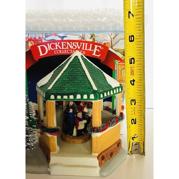 Vintage Dickensville Retired 1997 NOMA Porcelain Gazebo Bottle brush trees 3D - Picture 10 of 10